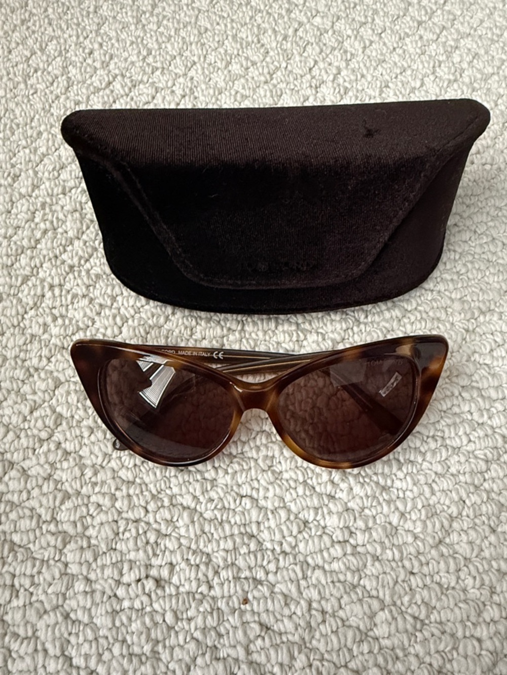 New Tom Ford Tortoiseshell Cat-Eye Sunglasses with Dark Brown Lenses